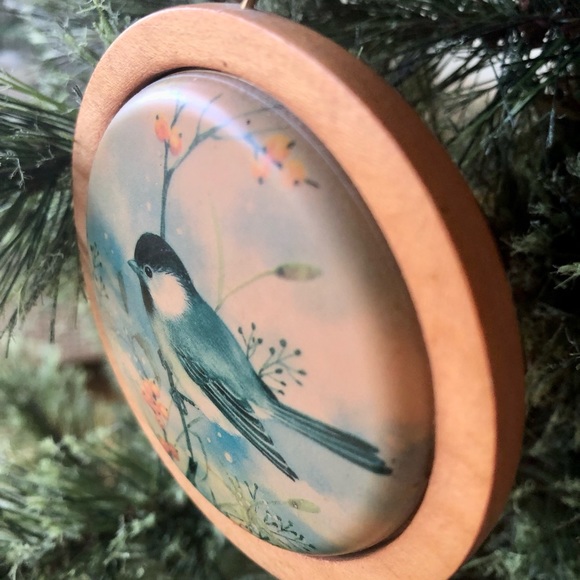 Vintage Hallmark Ornament. Bird lover ornament. Chickadee. - Picture 6 of 7